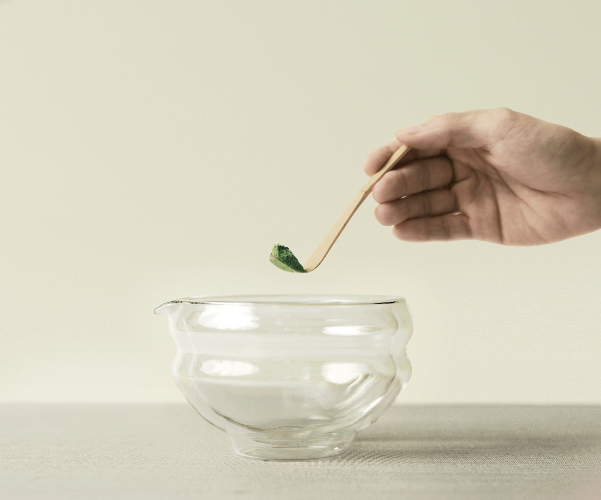 Bol de service Katakuchi en verre - THÉ.ŌLOGY