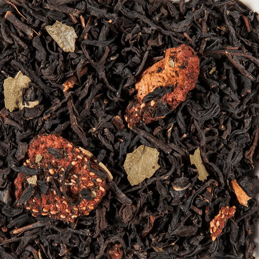 Ingrédients Crème de Fraise Thé noir : feuilles thé noir, arômes naturels, feuilles fraisier des bois, tranches fraises 2%, granulés fruits 1%

