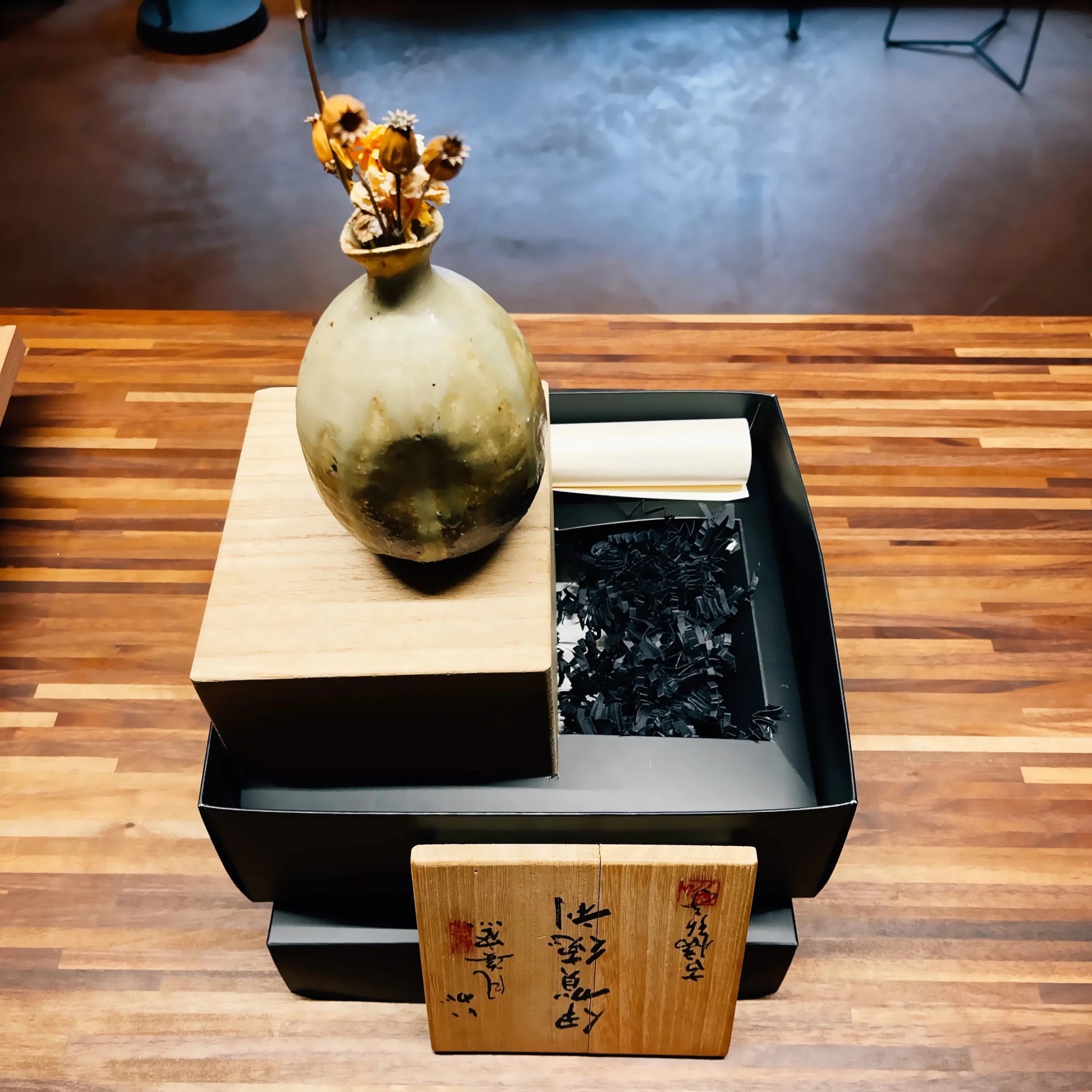 Tokkuri Ancien Restauré Kintsugi – Reconstruction Or 24K - THÉ - OLOGY